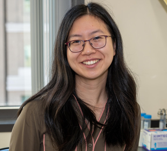 Bio Lucy Li