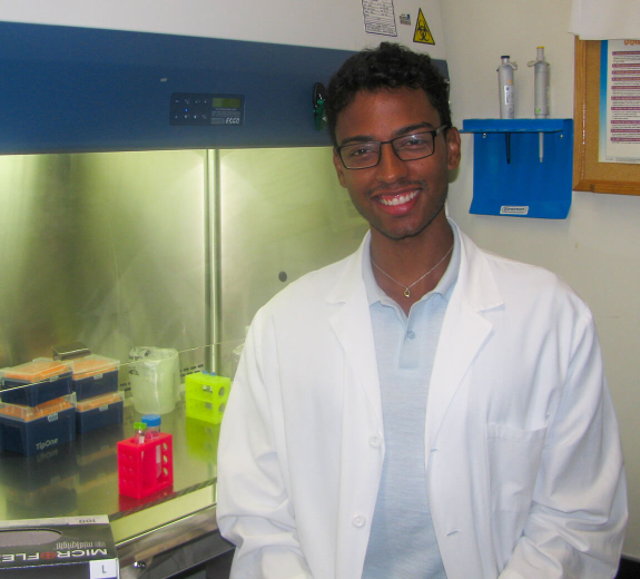 Featured Bio Jonathan Quiroz-Parks