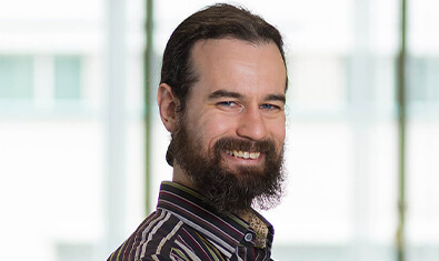 1-or-3RowPic Peter Morawski